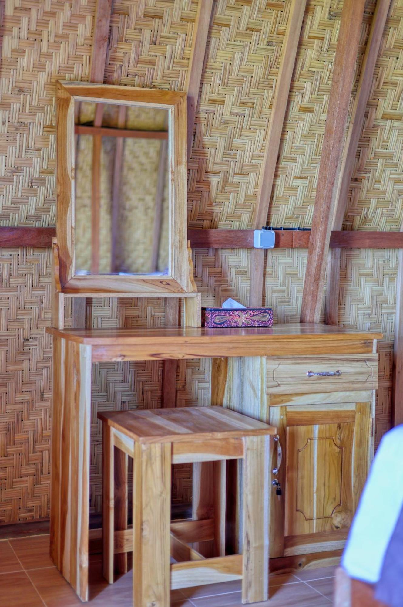 D Sebuluh Bungalow Batumadeg Rum bild